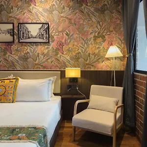 Rare Heritage House Hotel