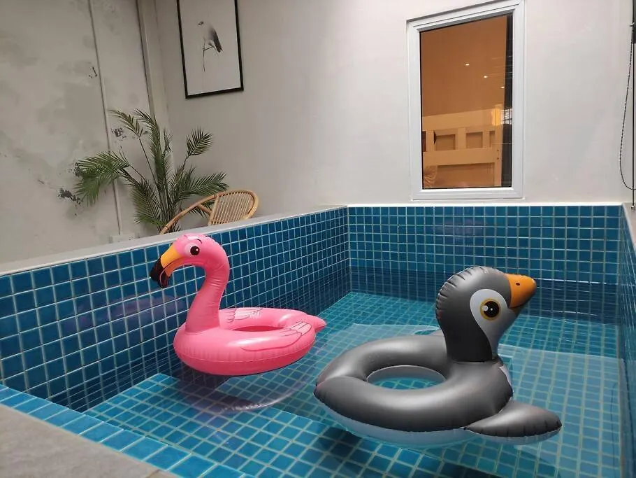 Heritage House 2Br With Dipping Pool In Town Walkto Street Art 45 Джорджтаун Дом отдыха
